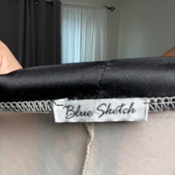 Colorful pattern blouse - Picture 3 of 3